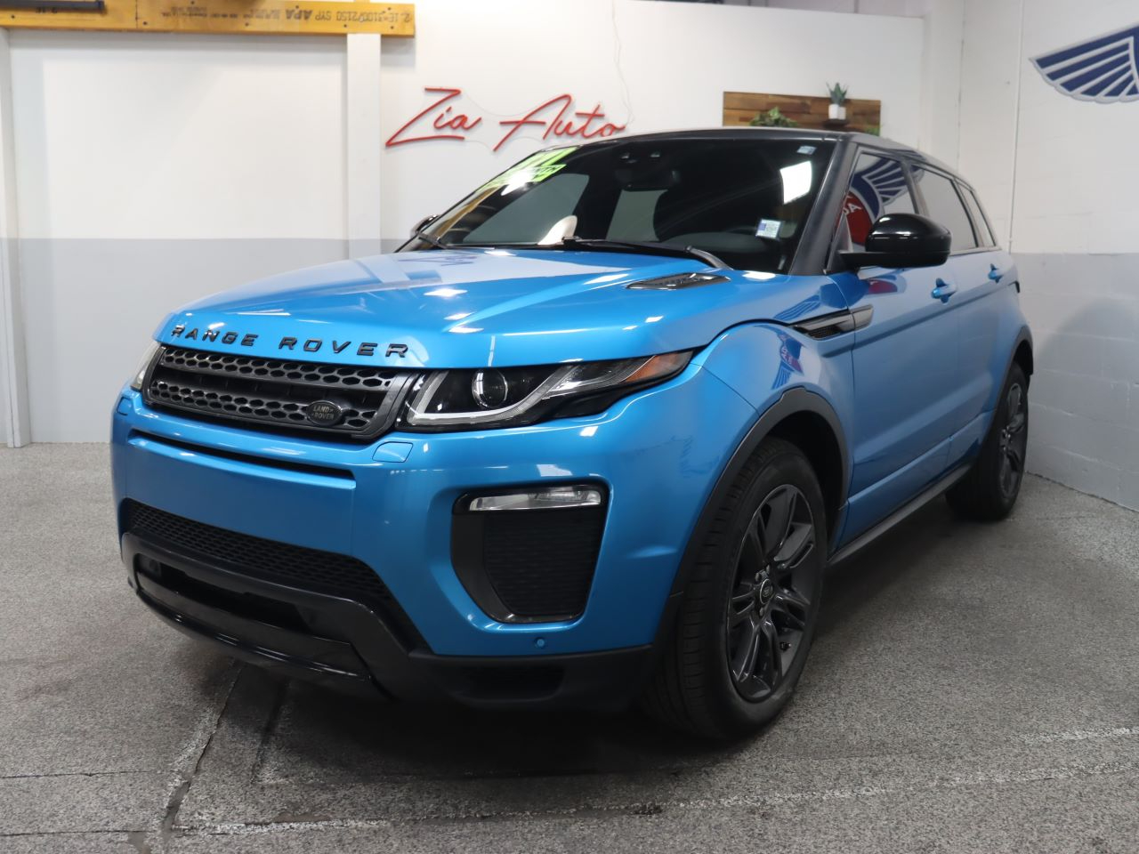 2019 Land Rover Range Rover Evoque 5d SAV Landmark Edition