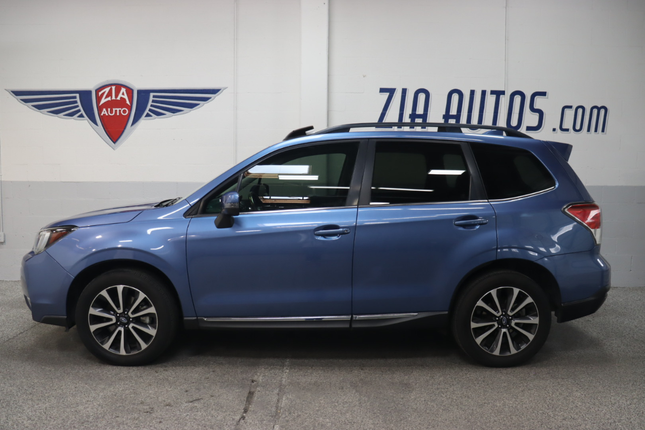 2017 Subaru Forester 2.0XT Touring photo 2
