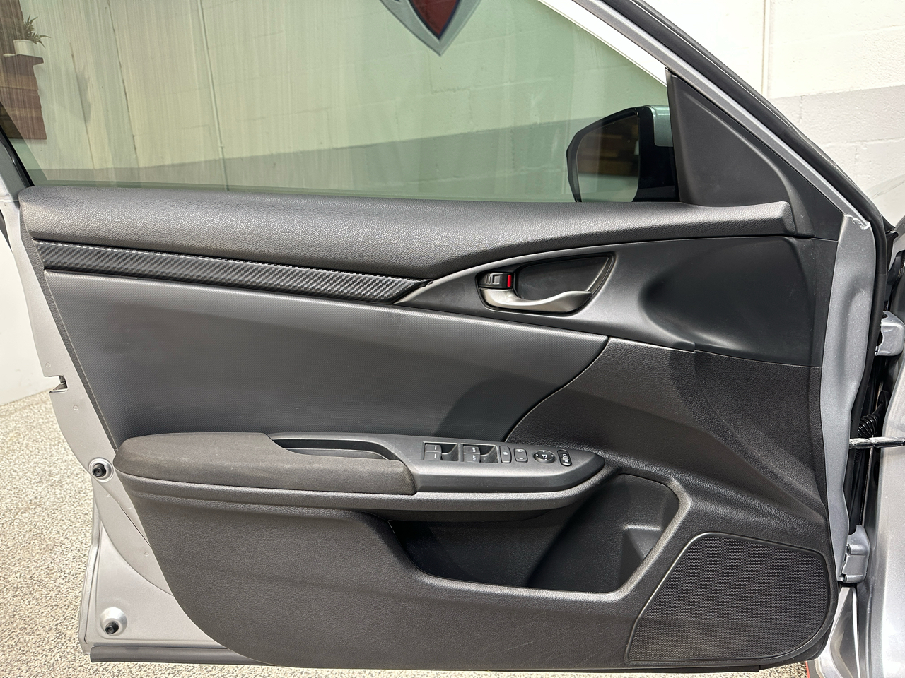 2018 Honda Civic Sport photo 12