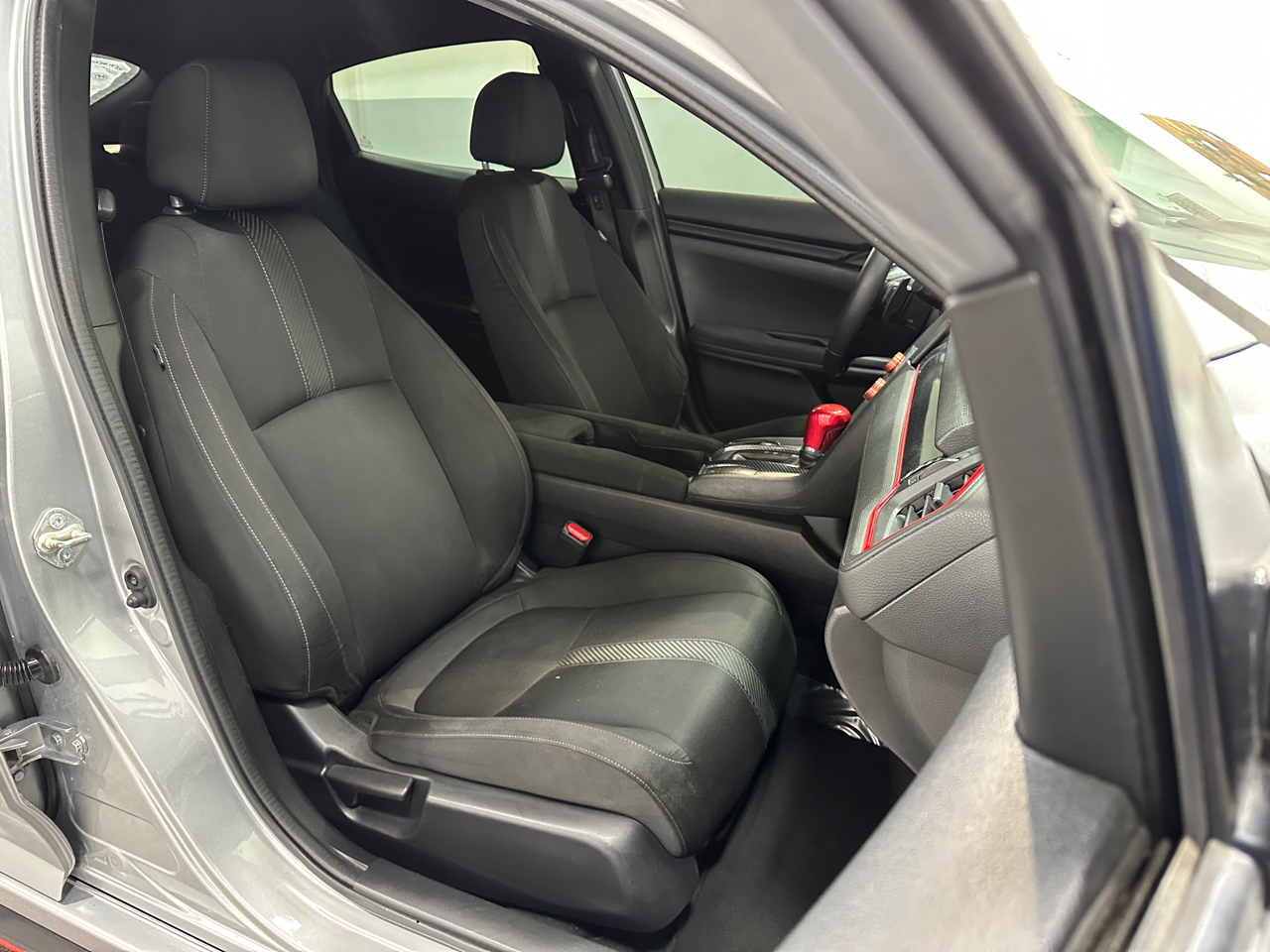 2018 Honda Civic Sport photo 21