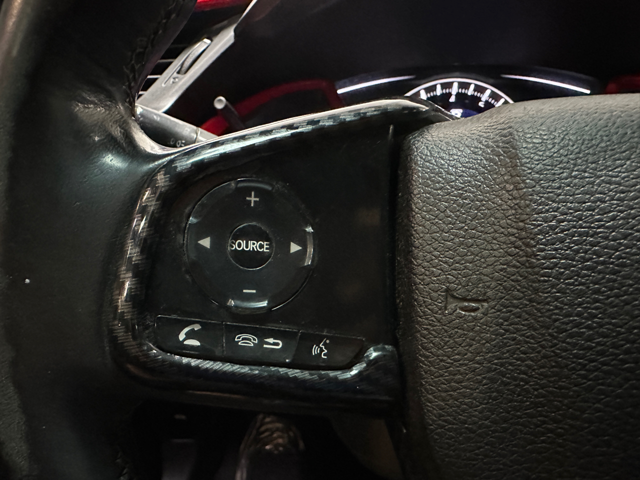 2018 Honda Civic Sport photo 32