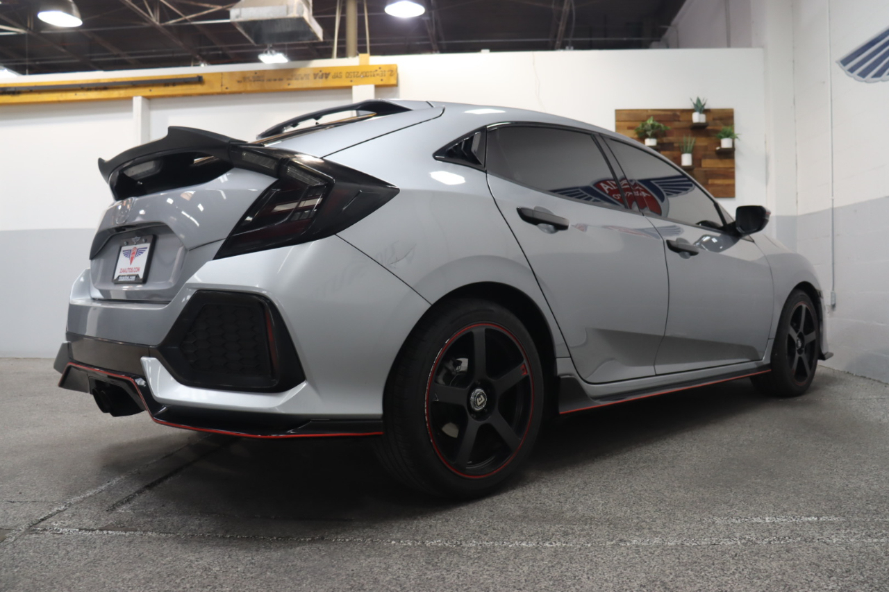 2018 Honda Civic Sport photo 5