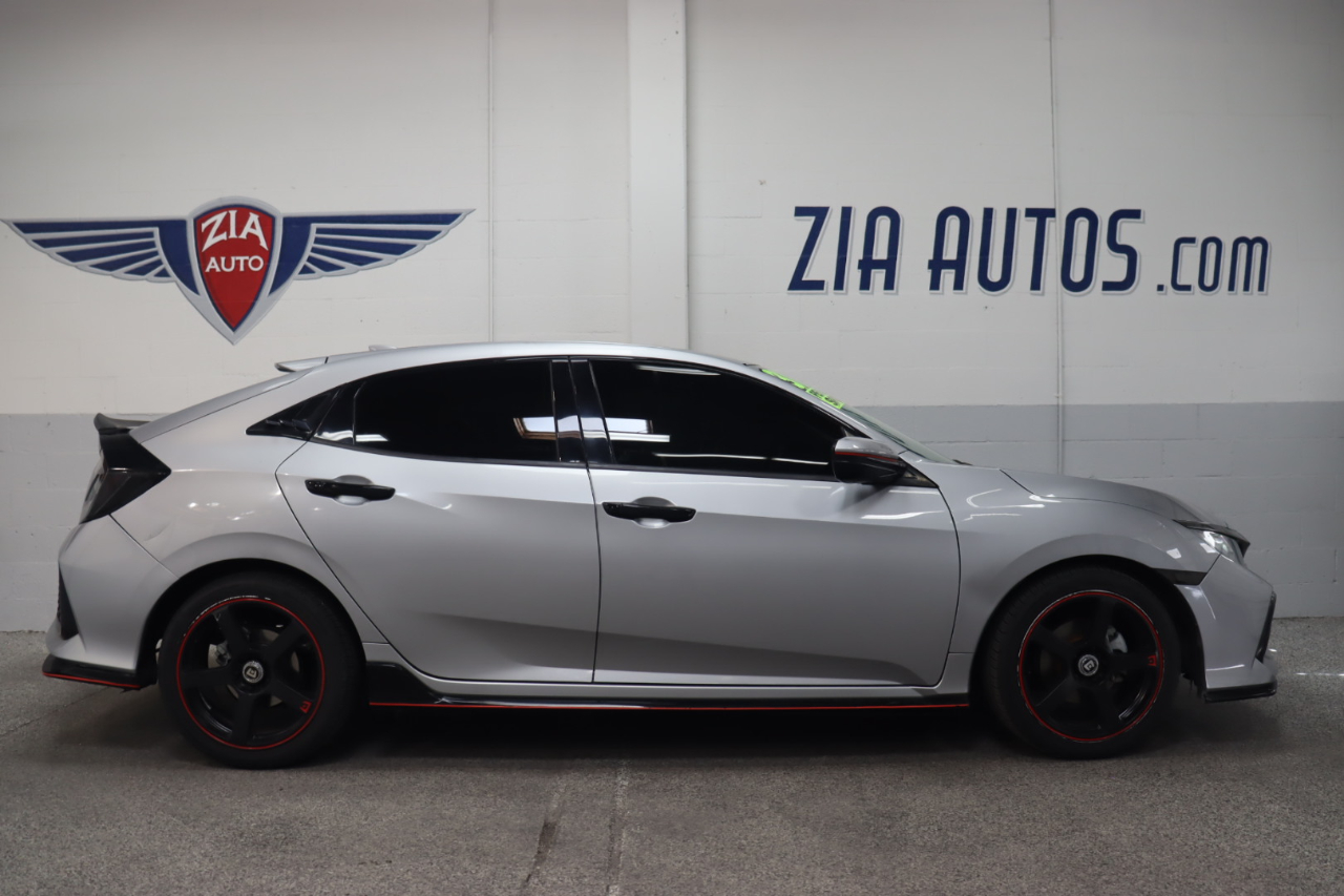 2018 Honda Civic Sport photo 6