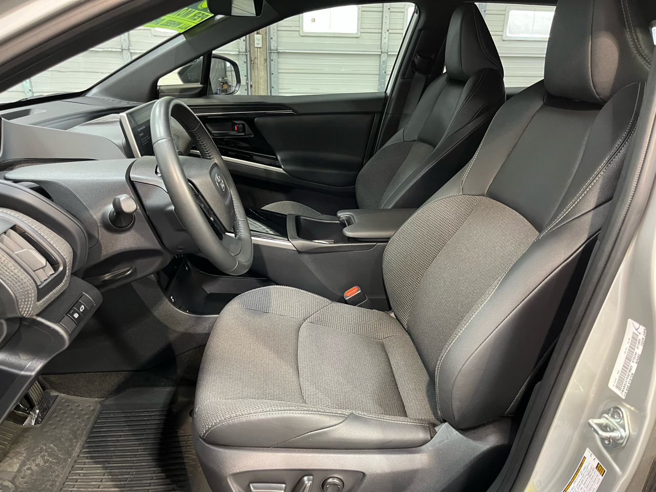 2024 Toyota bZ4X XLE photo 10