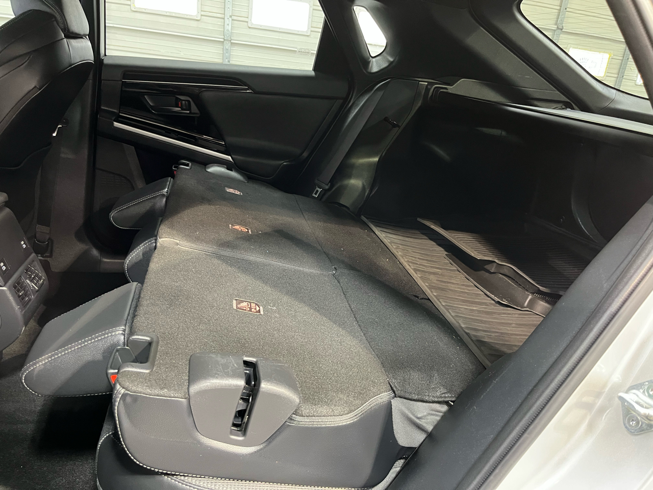 2024 Toyota bZ4X XLE photo 22