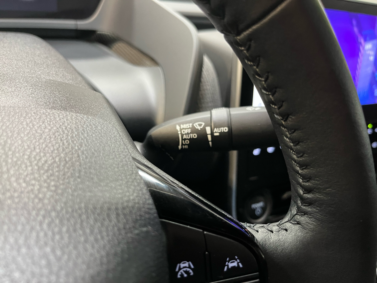 2024 Toyota bZ4X XLE photo 35