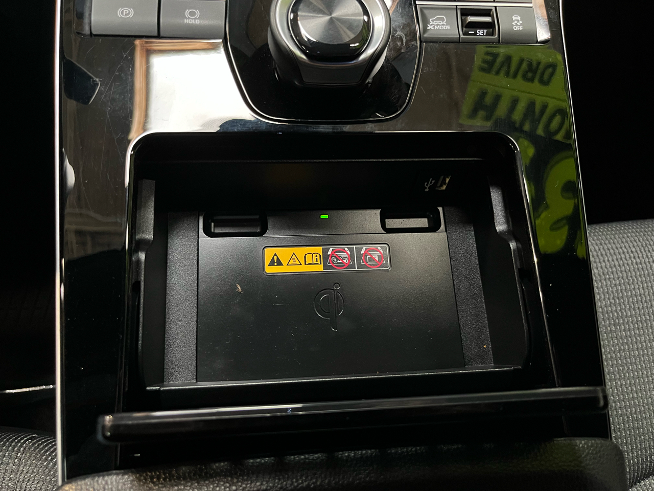 2024 Toyota bZ4X XLE photo 43