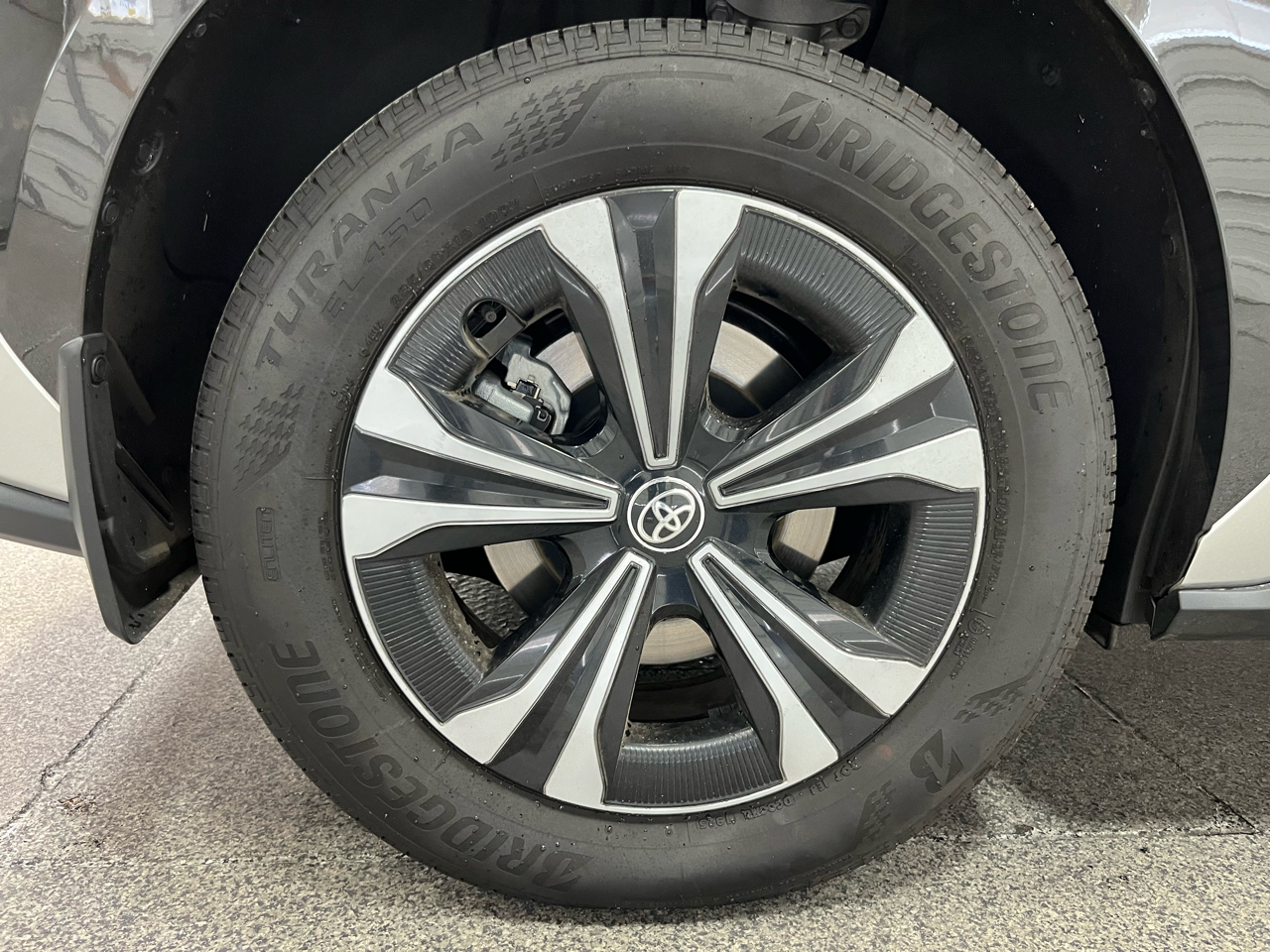 2024 Toyota bZ4X XLE photo 53