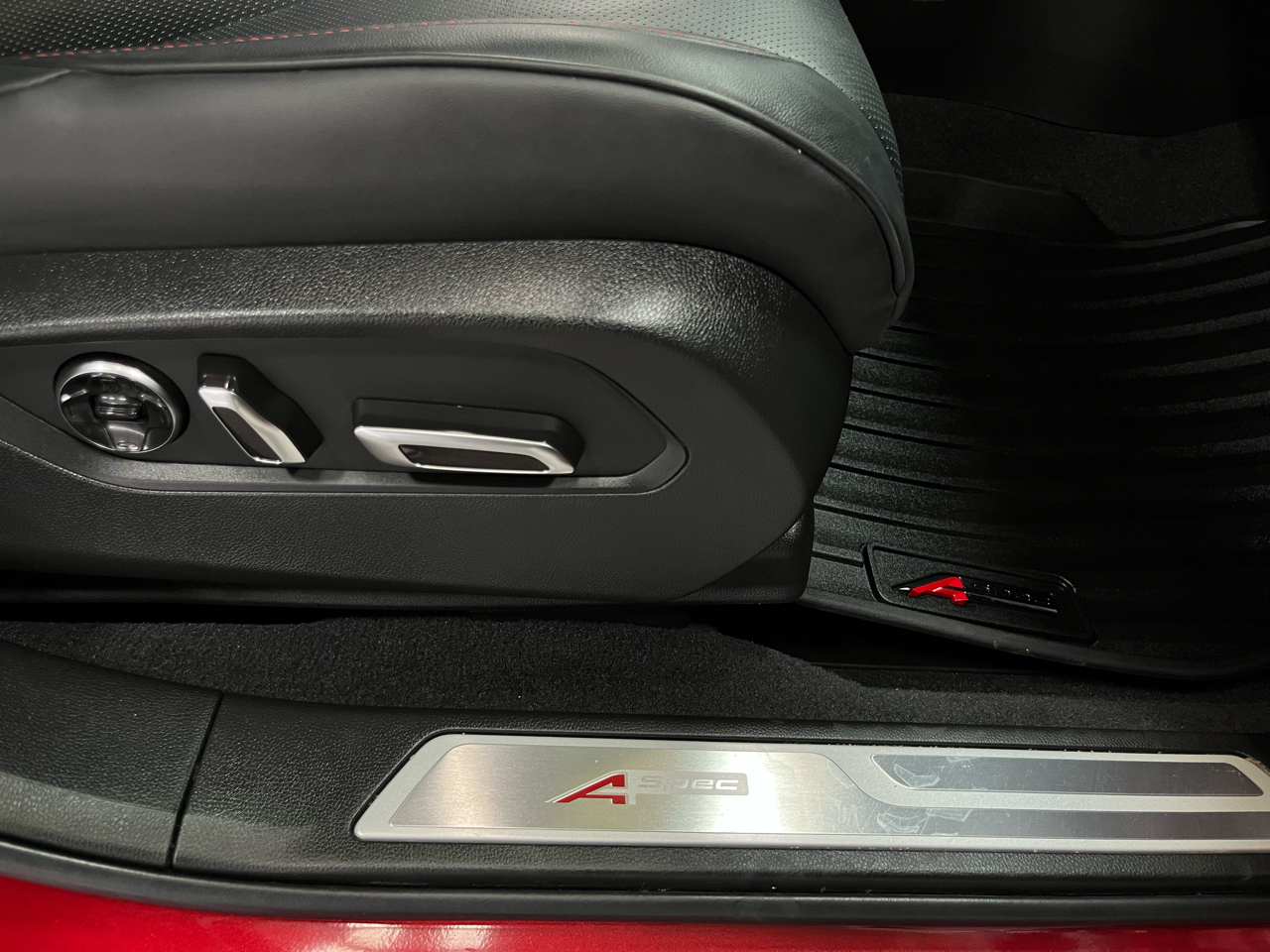 2025 Acura RDX A-Spec Advance photo 24
