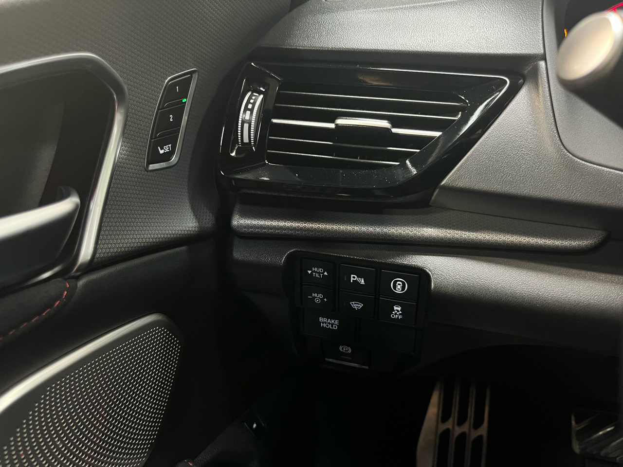 2025 Acura RDX A-Spec Advance photo 29