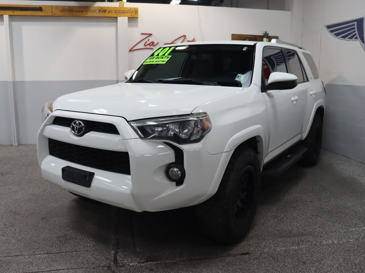 2017 Toyota 4Runner 4d SUV RWD SR5