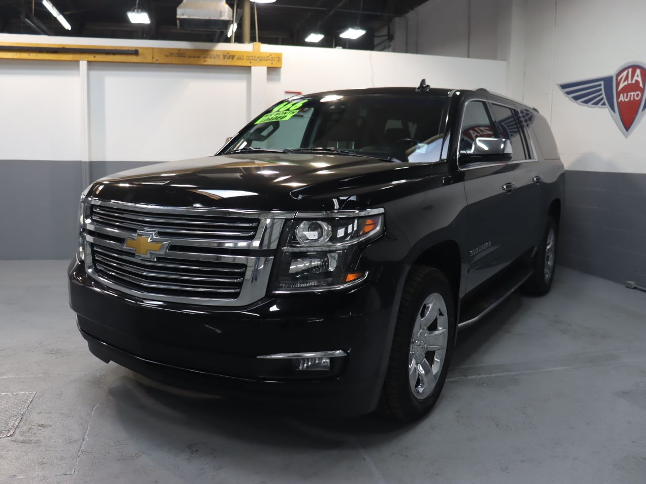 2020 Chevrolet Suburban 4d SUV 4WD Premier