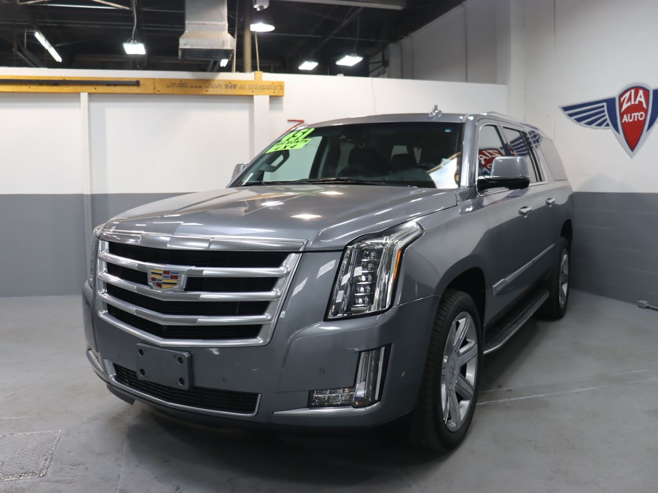2018 Cadillac Escalade 4d SUV 4WD Luxury