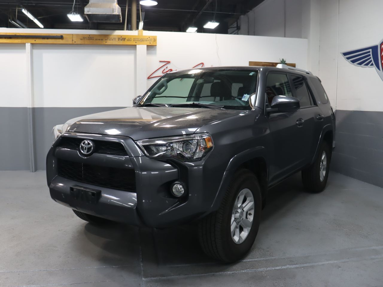2018 Toyota 4Runner 4d SUV 4WD SR5