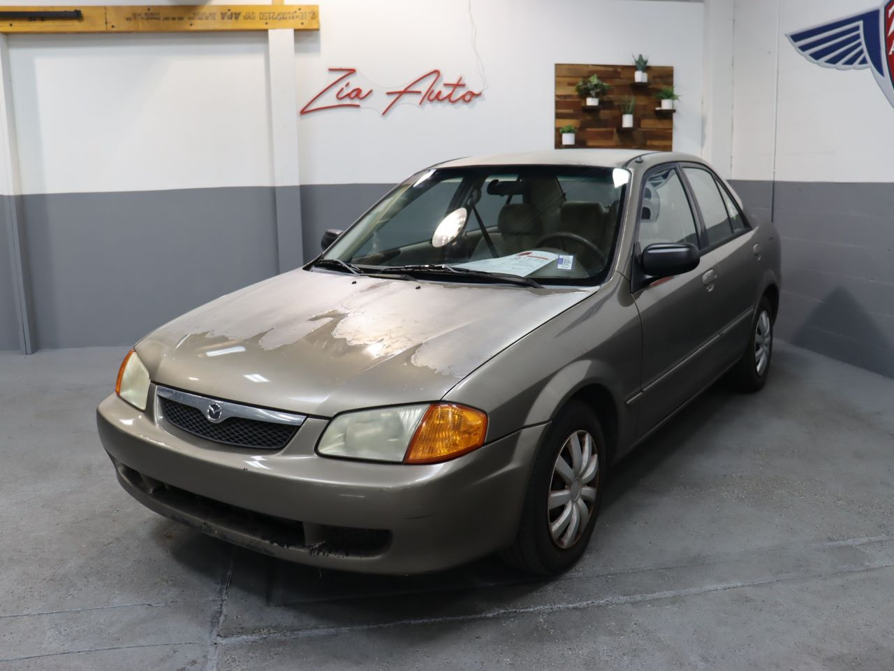2000 Mazda Protege DX's photo