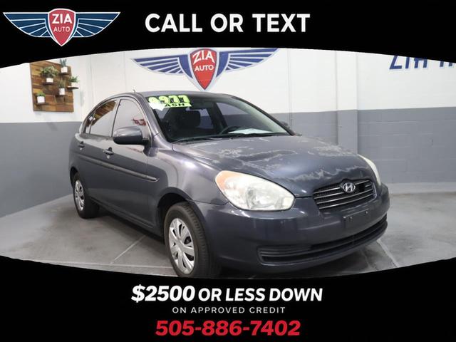 Gray 2011 Hyundai Accent GLS Sedan FWD Sedan Front-Wheel Drive 4-Speed Automatic Overdrive