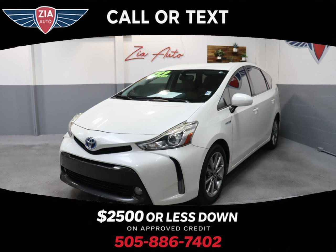 2017 Toyota Prius V 5d Wagon Five