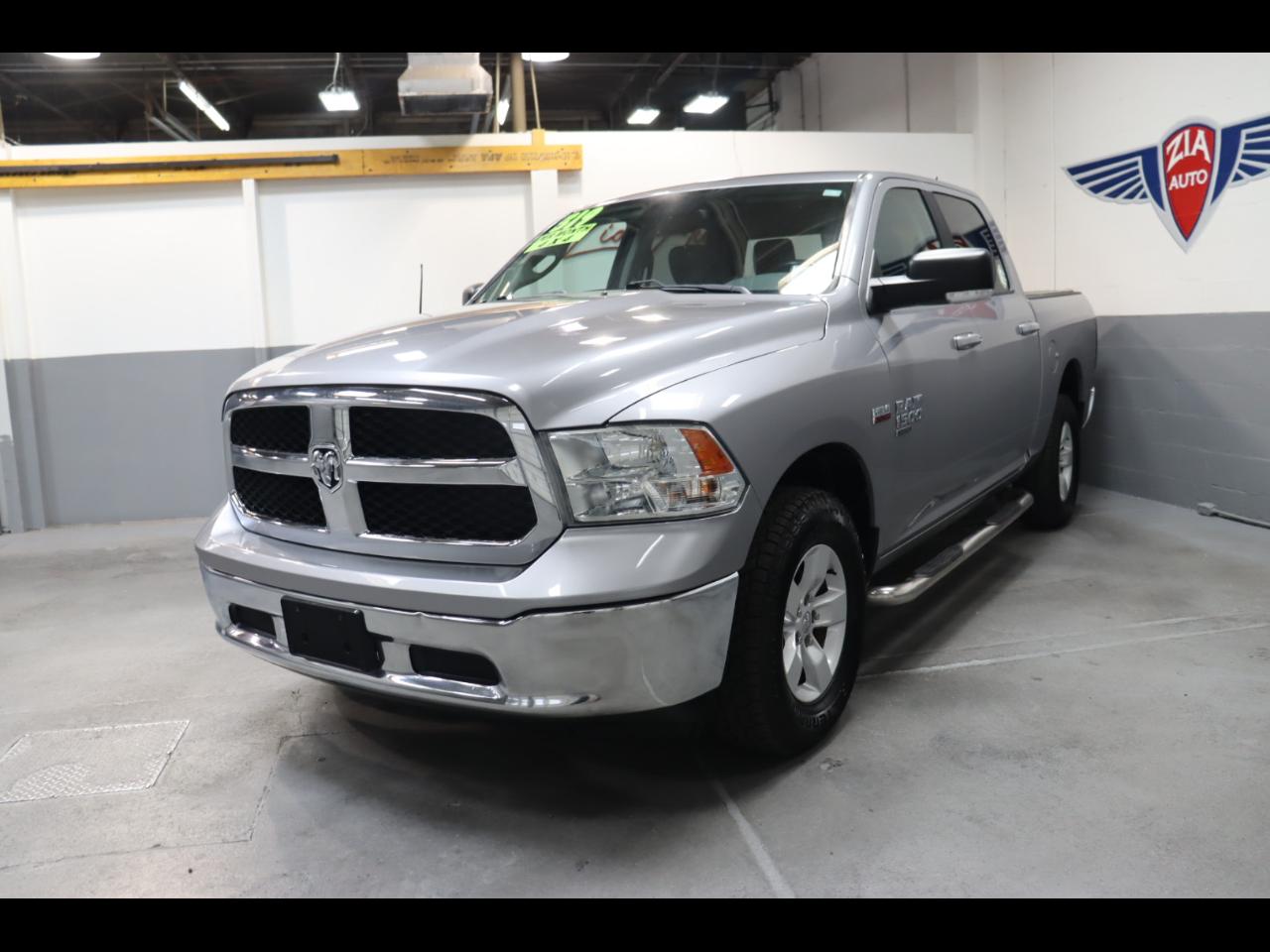 2019 RAM 1500 Classic SLT 4x4 Crew Cab 5'7's photo