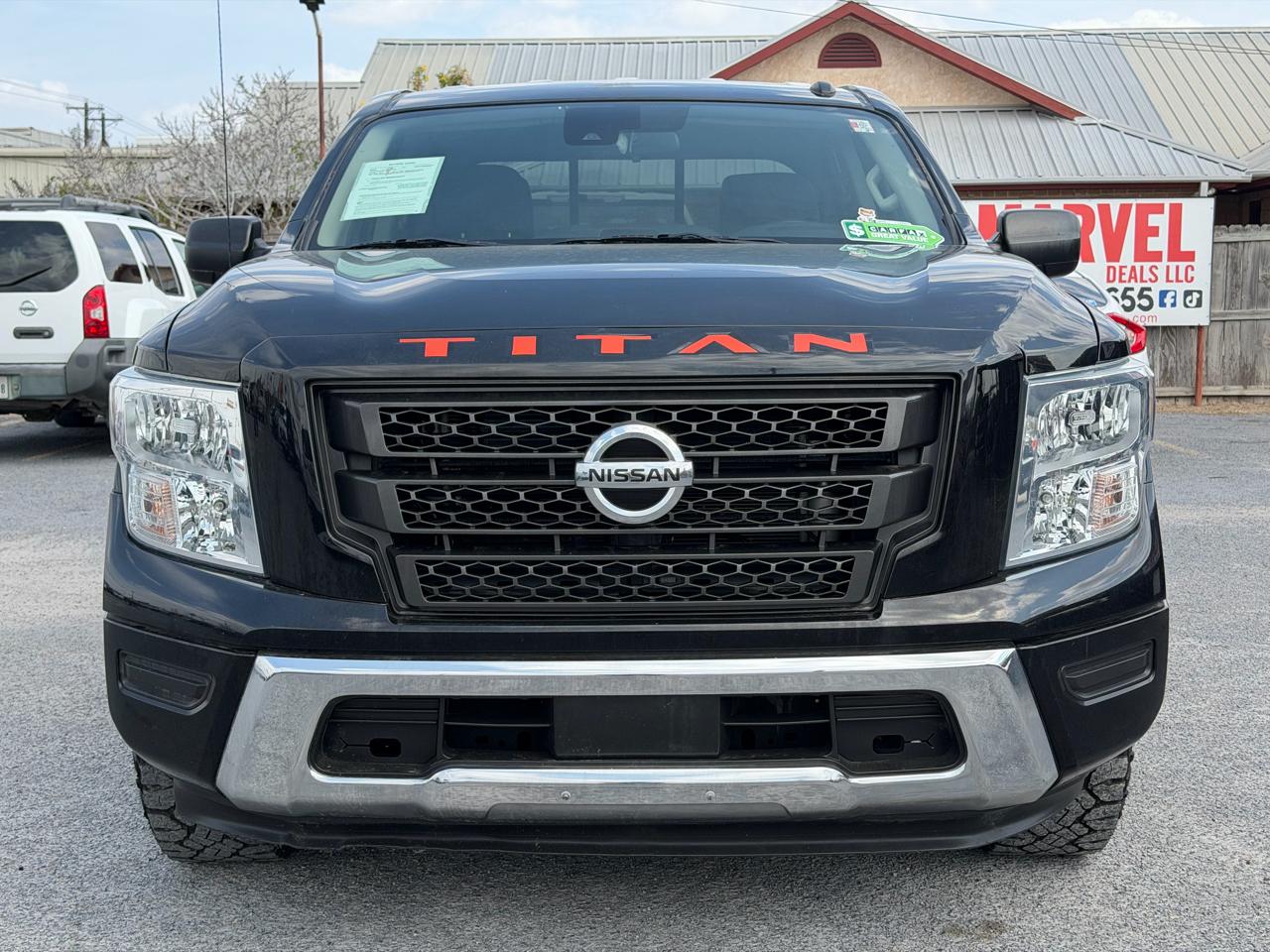 Nissan Titan 4x2 Crew Cab SV 2021