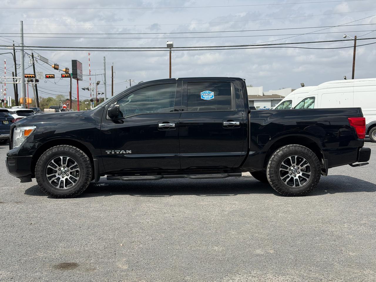 Nissan Titan 4x2 Crew Cab SV 2021