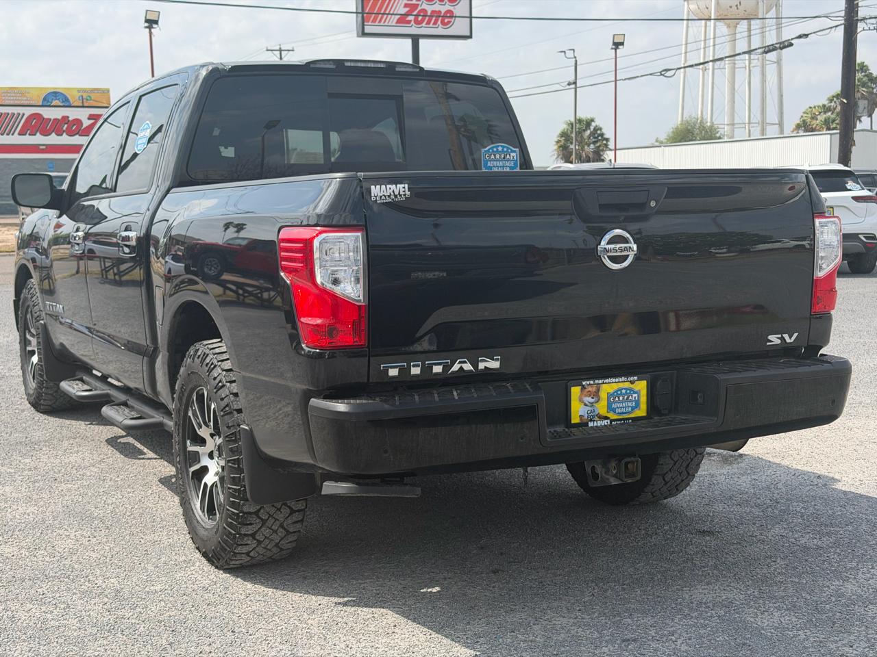 Nissan Titan 4x2 Crew Cab SV 2021