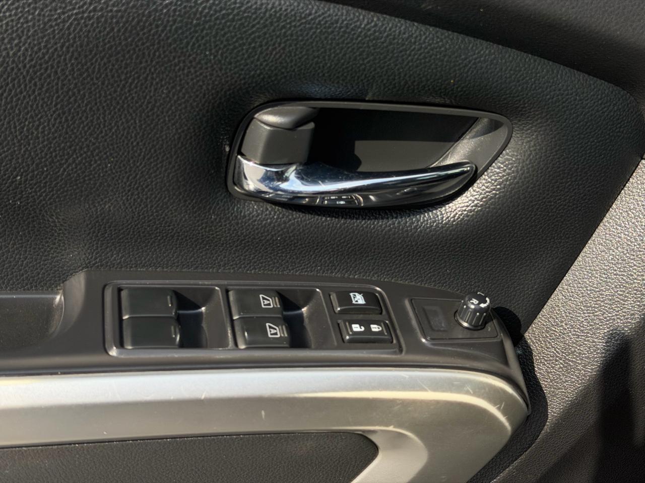 Nissan Titan 4x2 Crew Cab SV 2021