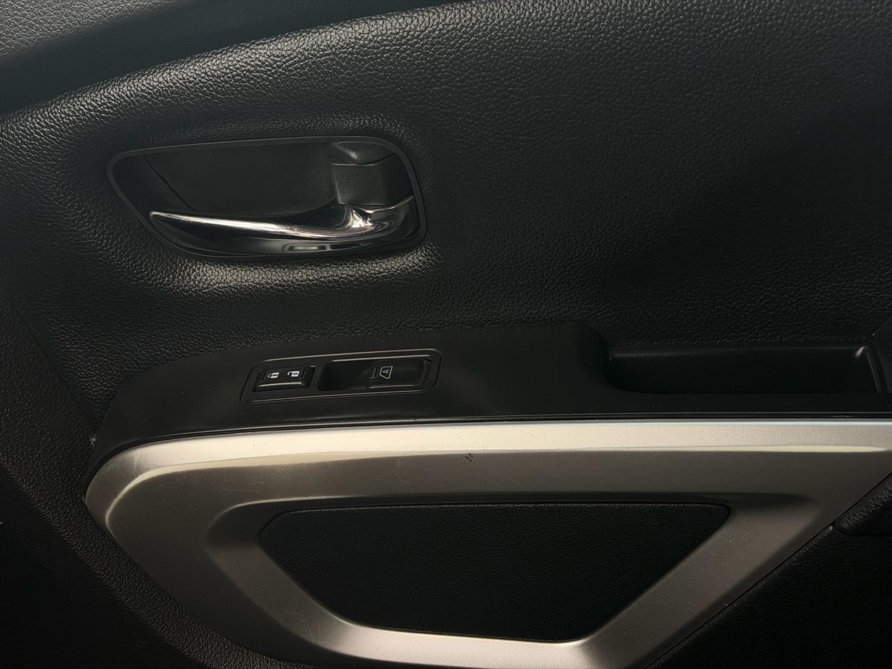 Nissan Titan 4x2 Crew Cab SV 2021