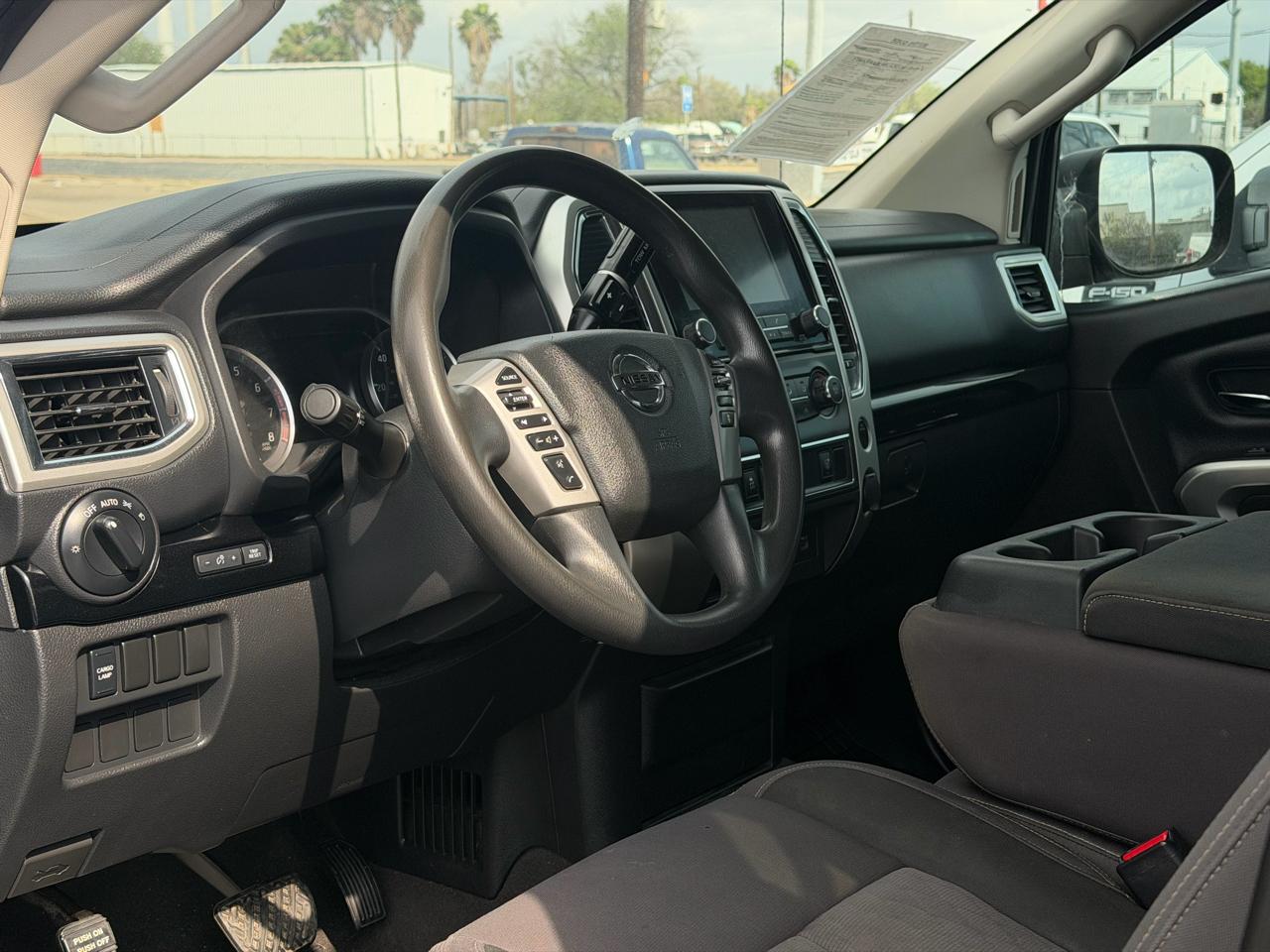 Nissan Titan 4x2 Crew Cab SV 2021