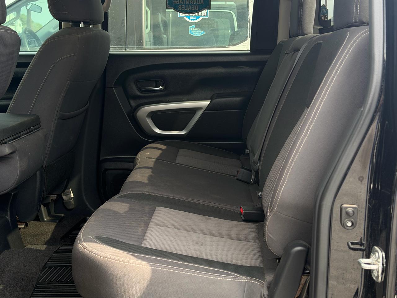 Nissan Titan 4x2 Crew Cab SV 2021