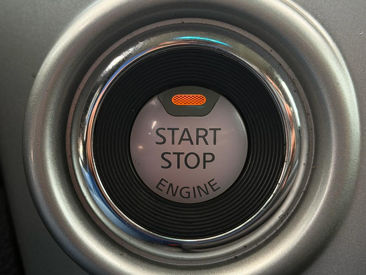 Nissan Titan 4x2 Crew Cab SV 2021