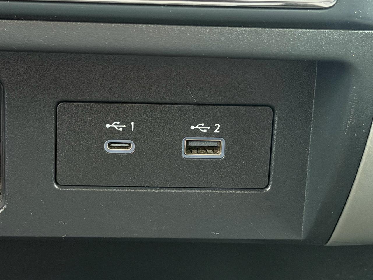 Nissan Titan 4x2 Crew Cab SV 2021