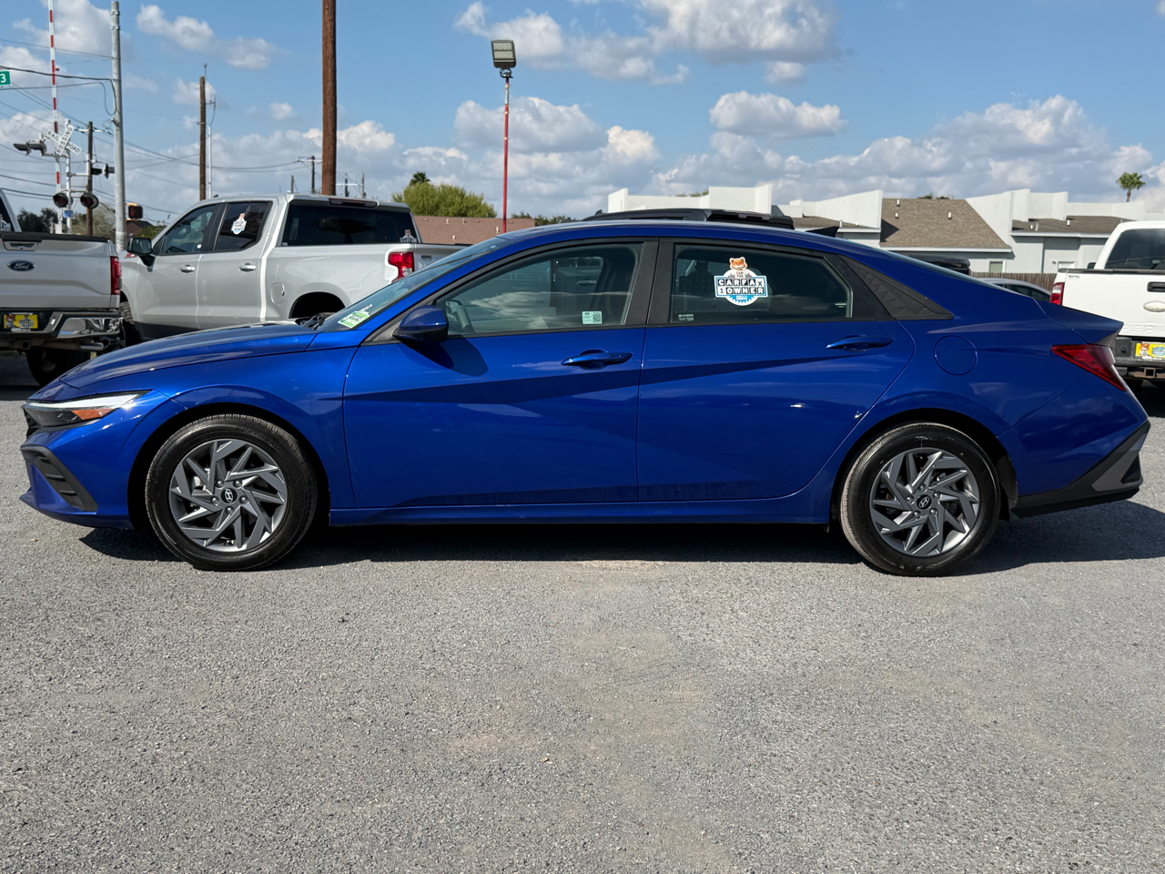Hyundai Elantra SEL IVT 2024 Hyundai Elantra SEL IVT 2024