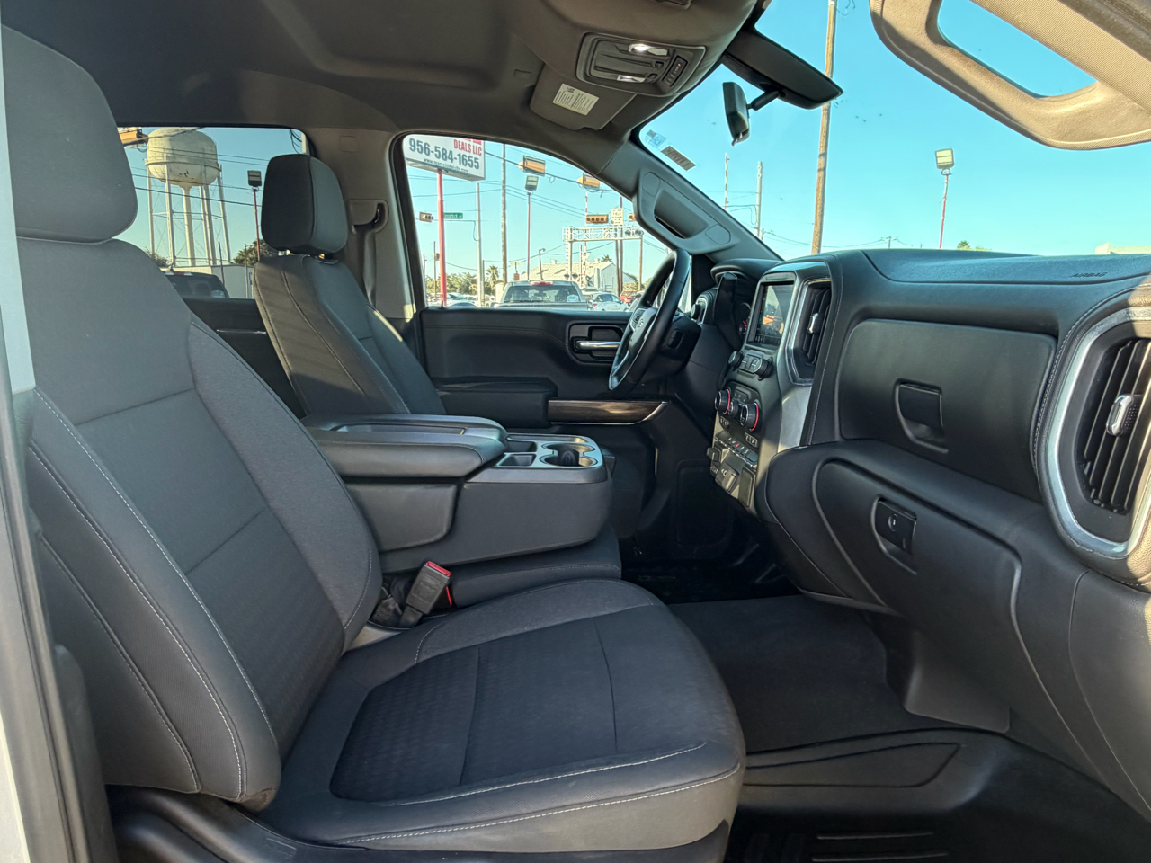 Chevrolet Silverado 1500 4WD Crew Cab 147" LT w/1LT 2021