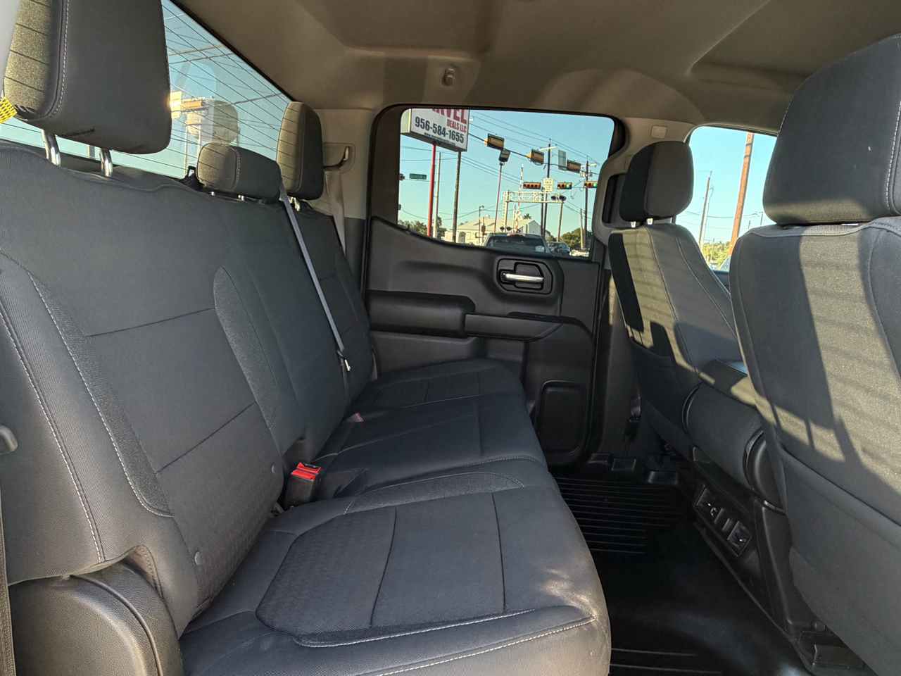 Chevrolet Silverado 1500 4WD Crew Cab 147" LT w/1LT 2021