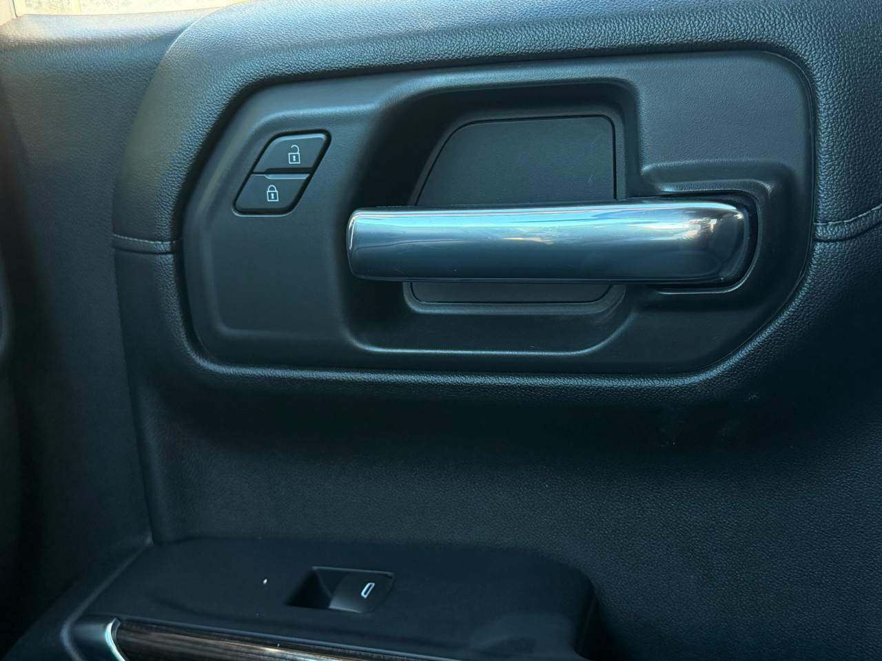 Chevrolet Silverado 1500 4WD Crew Cab 147" LT w/1LT 2021