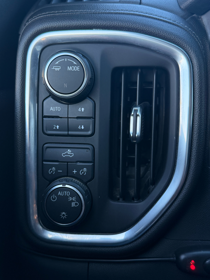 Chevrolet Silverado 1500 4WD Crew Cab 147" LT w/1LT 2021