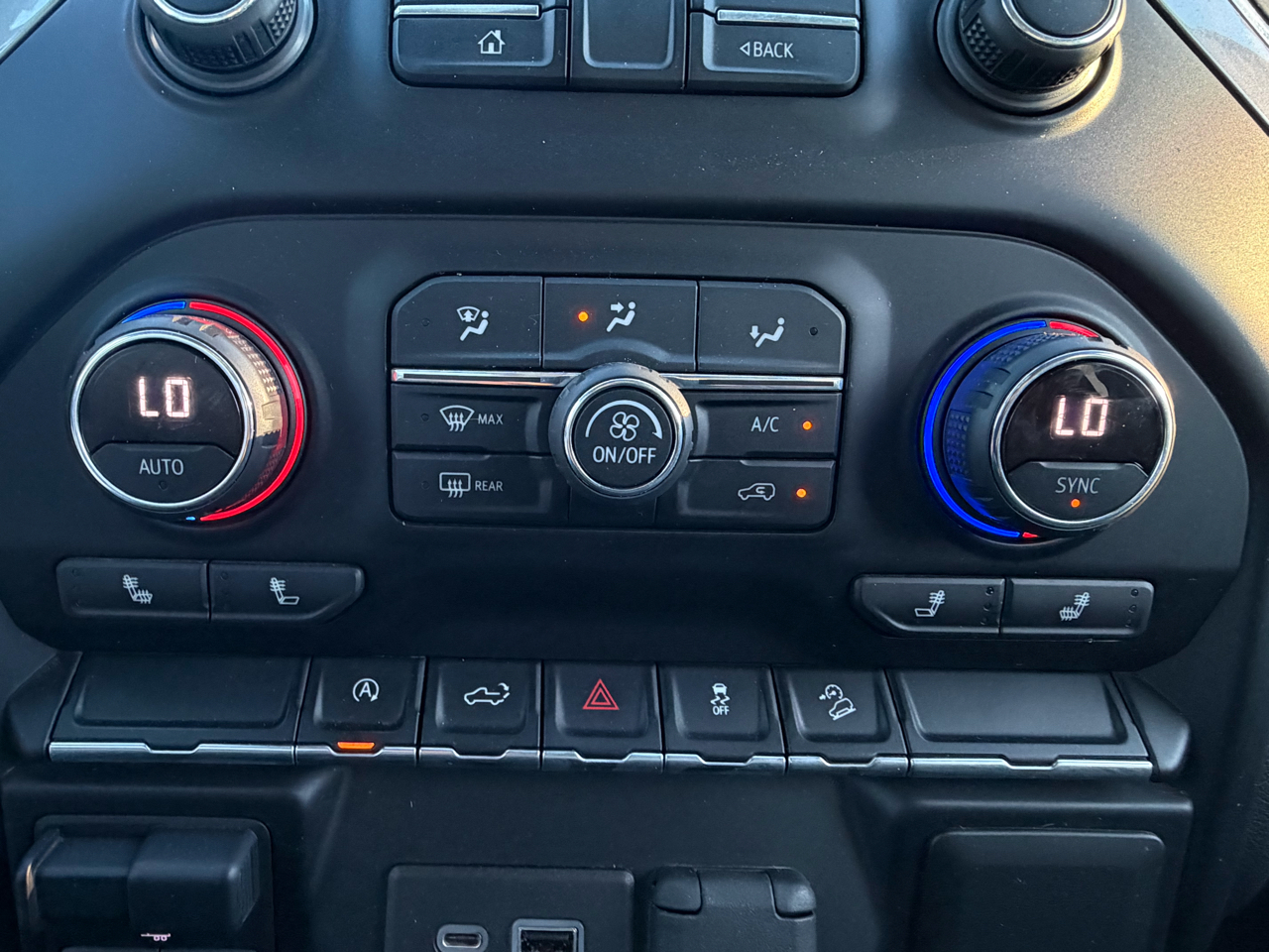 Chevrolet Silverado 1500 4WD Crew Cab 147" LT w/1LT 2021