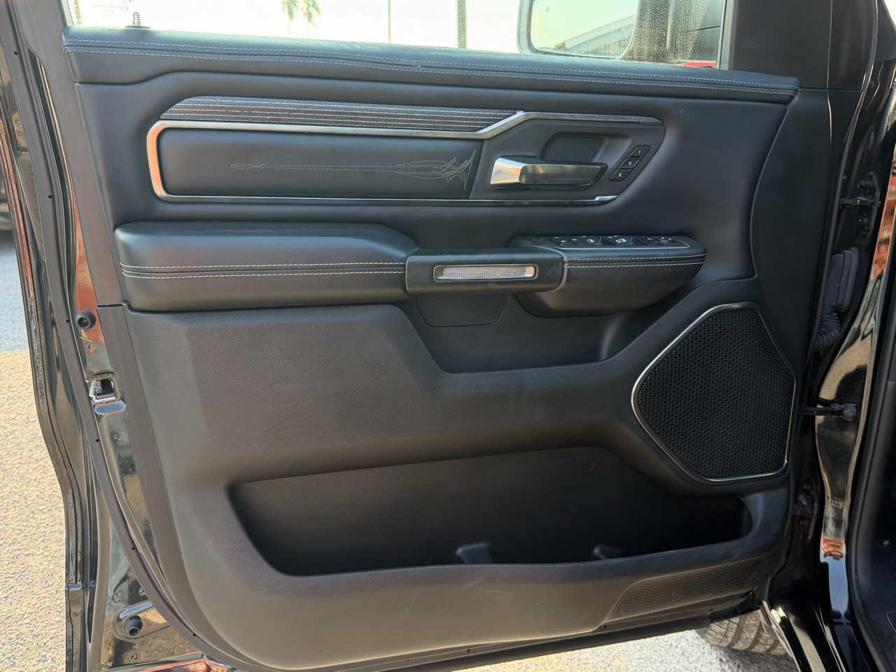 RAM 1500 Limited 4x2 Crew Cab 5'7" Box 2019