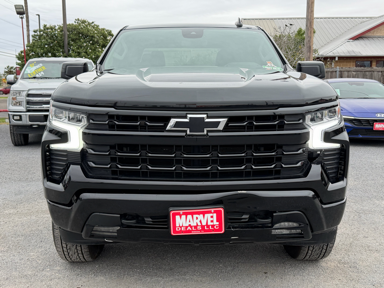 Chevrolet Silverado 1500 2WD Crew Cab 147" RST 2023