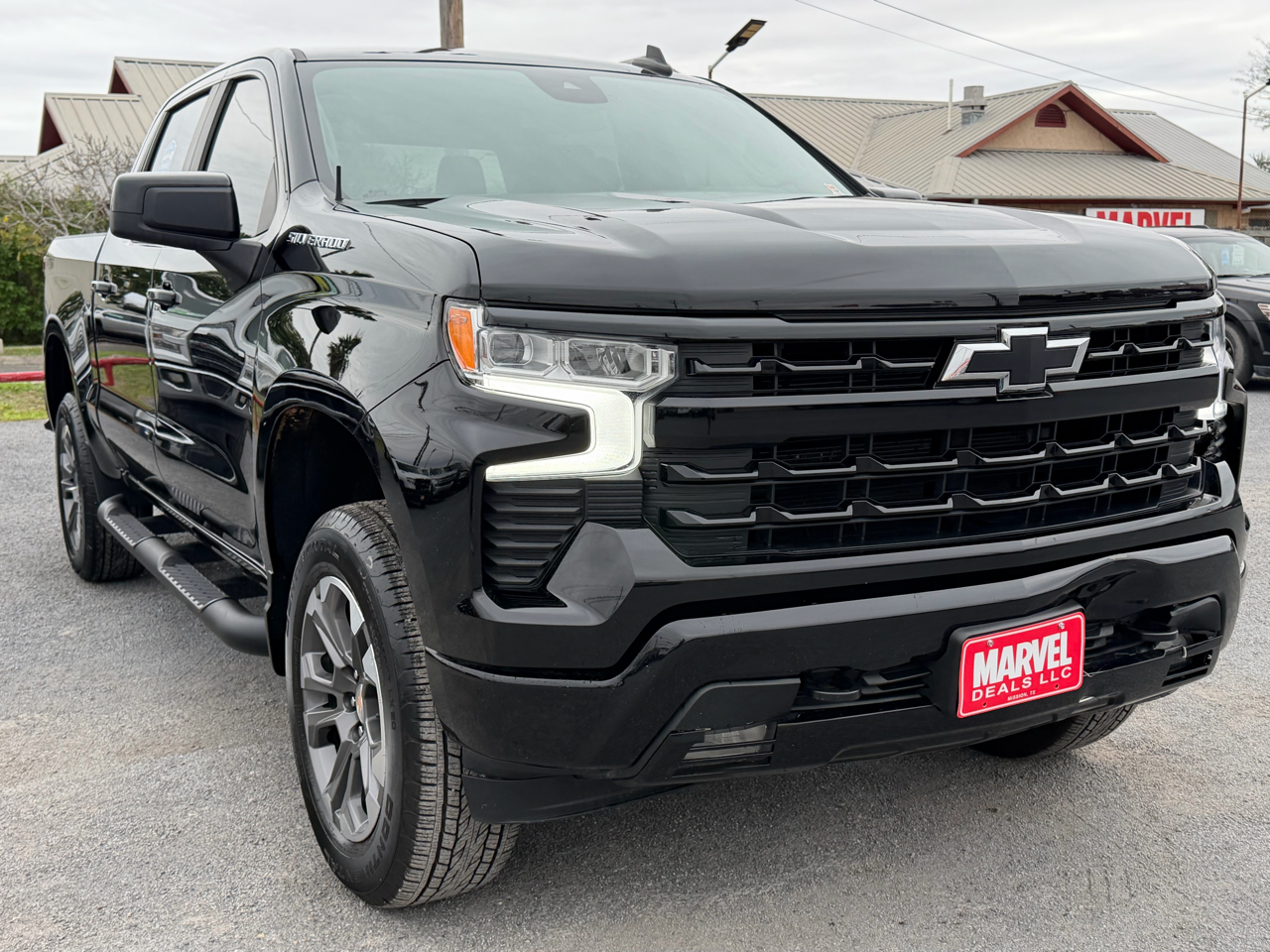 Chevrolet Silverado 1500 2WD Crew Cab 147" RST 2023