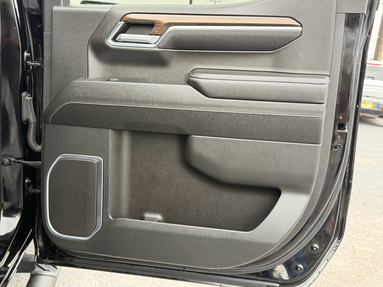 Chevrolet Silverado 1500 2WD Crew Cab 147" RST 2023