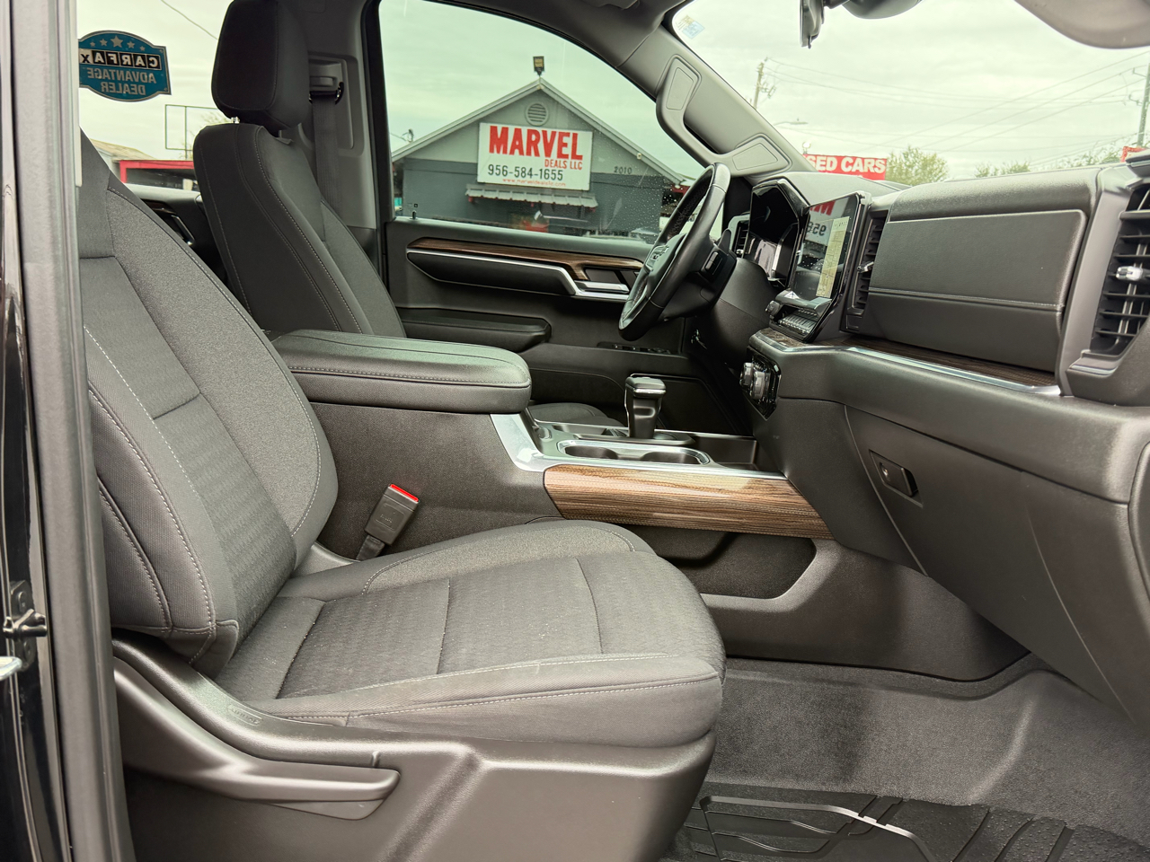 Chevrolet Silverado 1500 2WD Crew Cab 147" RST 2023