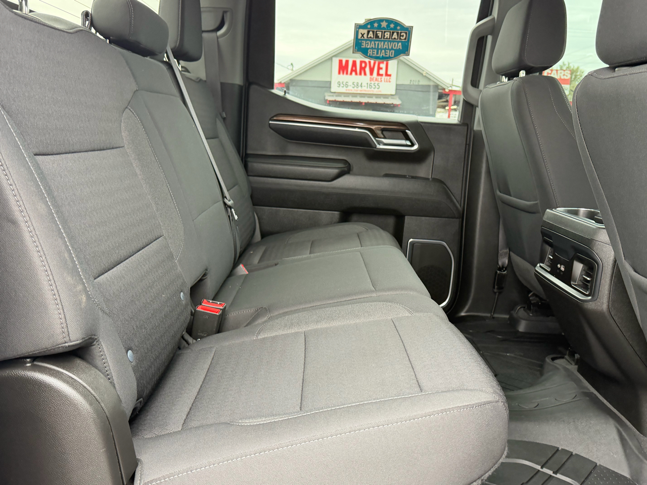 Chevrolet Silverado 1500 2WD Crew Cab 147" RST 2023