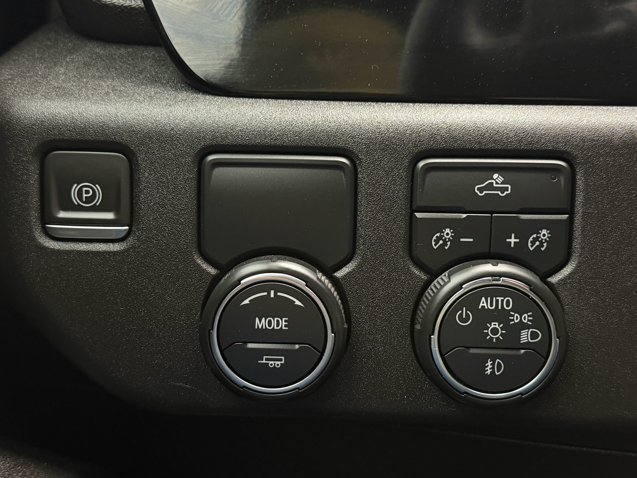 Chevrolet Silverado 1500 2WD Crew Cab 147" RST 2023