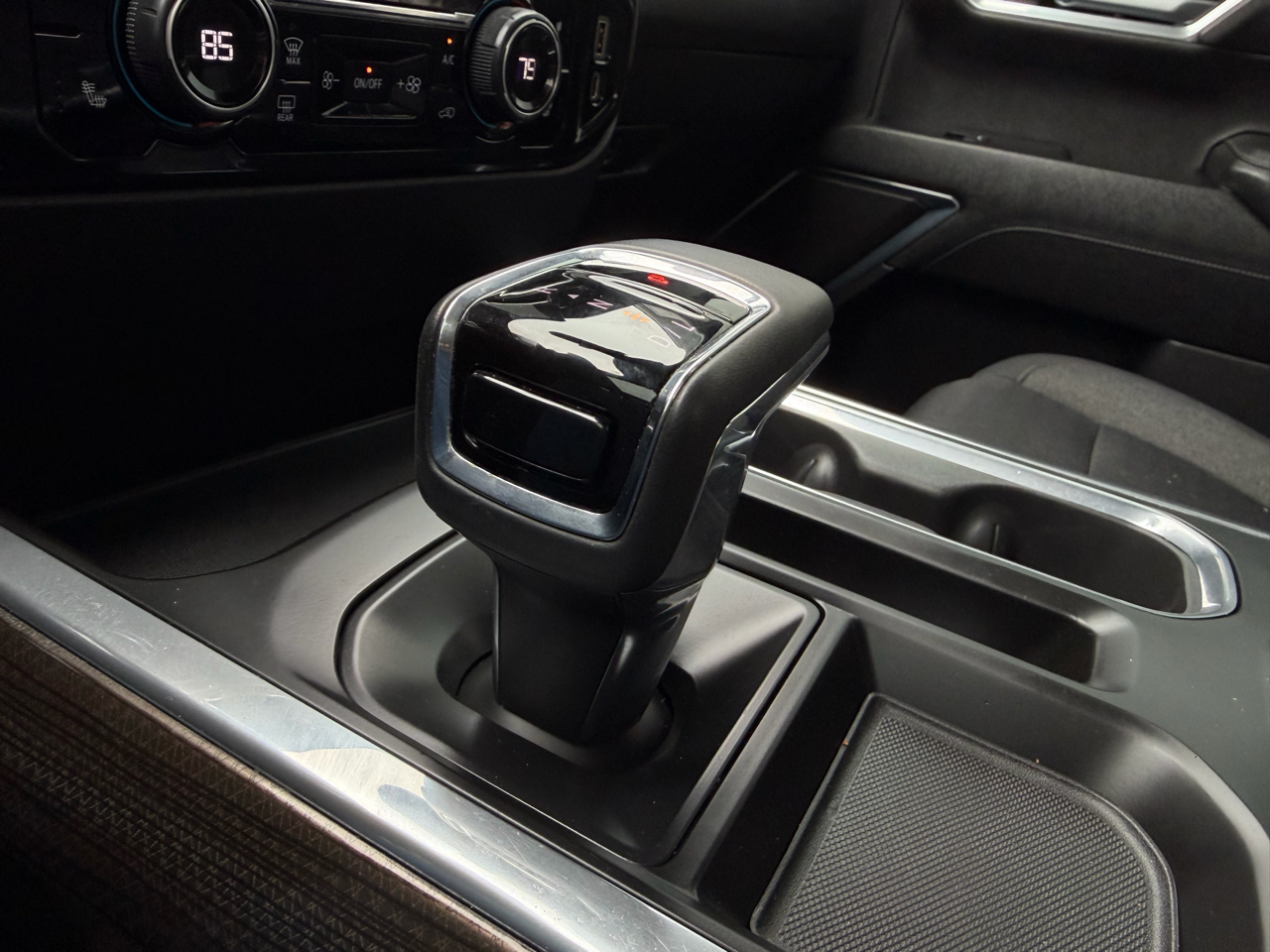 Chevrolet Silverado 1500 2WD Crew Cab 147" RST 2023