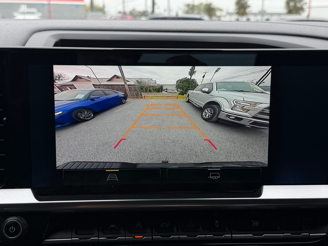 Chevrolet Silverado 1500 2WD Crew Cab 147" RST 2023