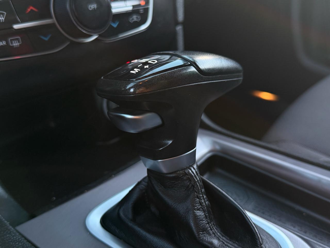 Dodge Charger SXT RWD 2022