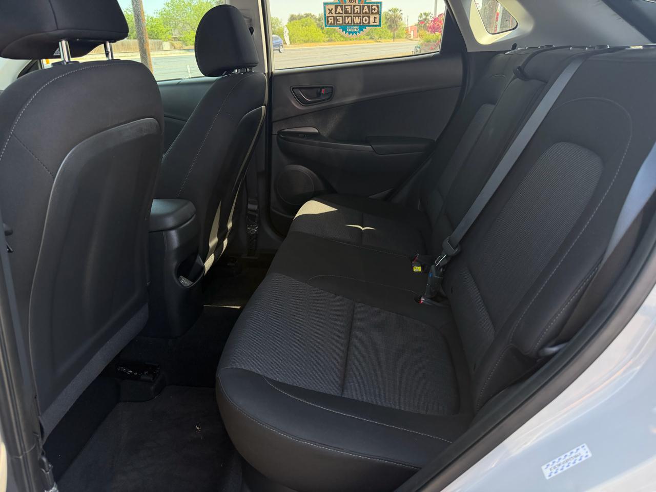 Hyundai Kona SEL Auto FWD 2023