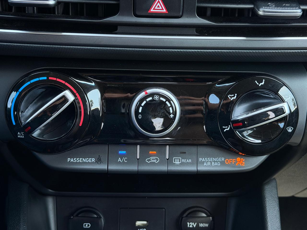 Hyundai Kona SEL Auto FWD 2023