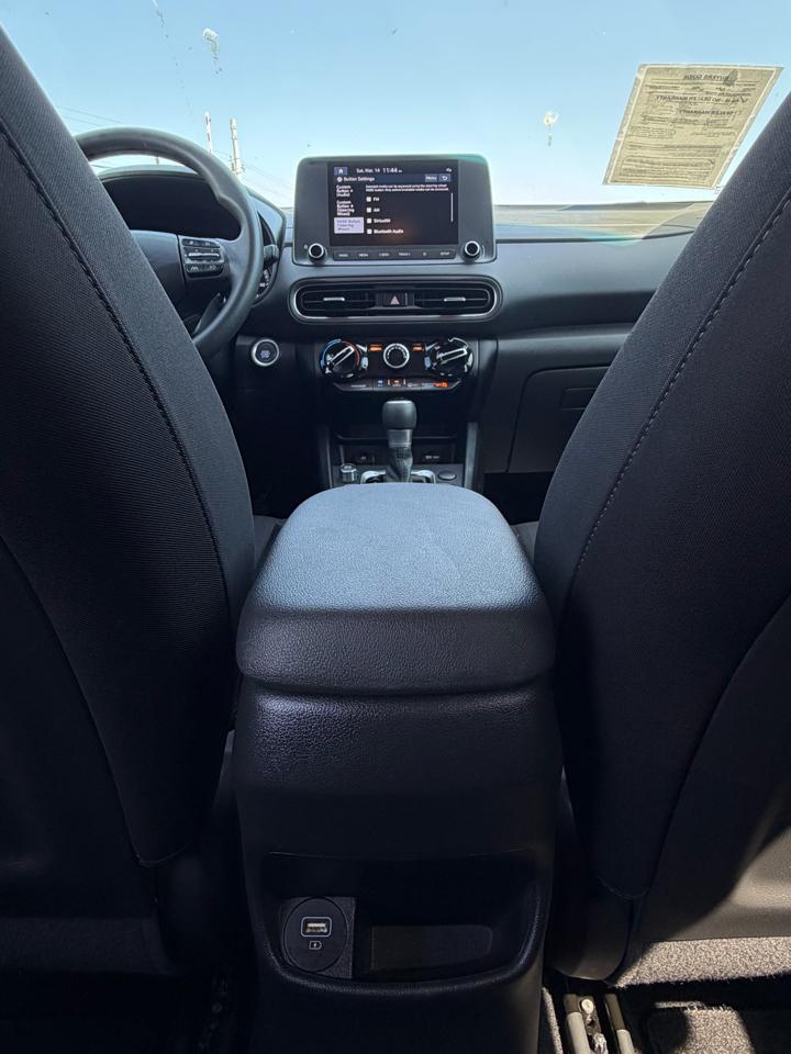 Hyundai Kona SEL Auto FWD 2023